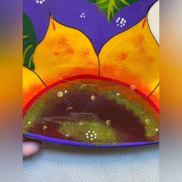 Terracotta Handmade & Painted Fish Plate Wall Hanging with flowers. - Picture 3 of 6